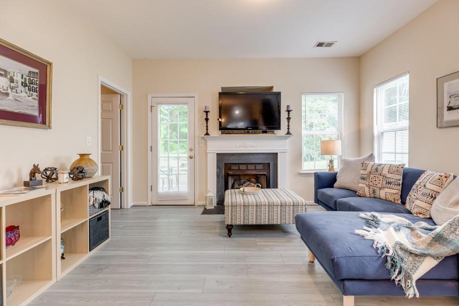 4113 Holiday Drive-1